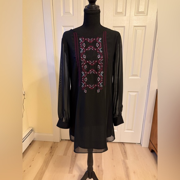 BCBGeneration Dresses & Skirts - BCBGeneration Black Dress with Red Embroidery